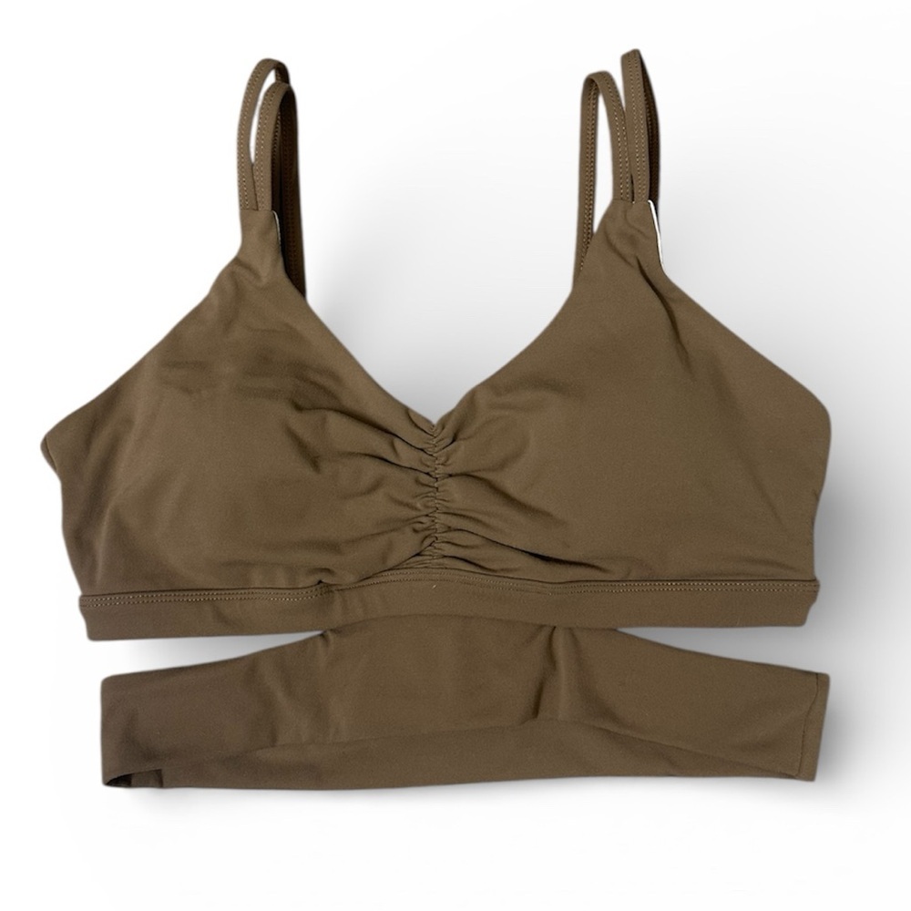 NVGTN Revolve Sports Bra- Medium‎